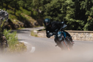 125 Hyper Trail - Action (18)