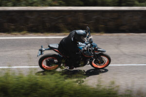 125 Hyper Trail - Action (19)