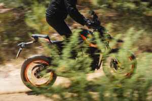 125 Hyper Trail - Action (29)