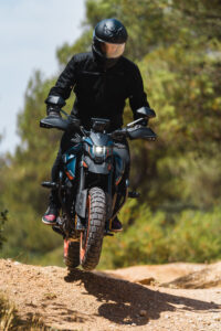 125 Hyper Trail - Action (38)