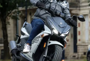 kymco-super-8-r-18-scaled-1164x800-c-center
